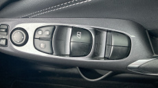 Nissan Juke 1.6 Hybrid Tekna 5dr Auto Hybrid Hatchback